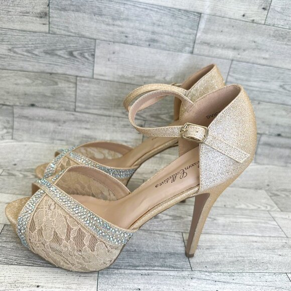 Women's De Blossom Collection Size 9 High Heels w/Rhinestones & Lace‎ - Picture 5 of 13
